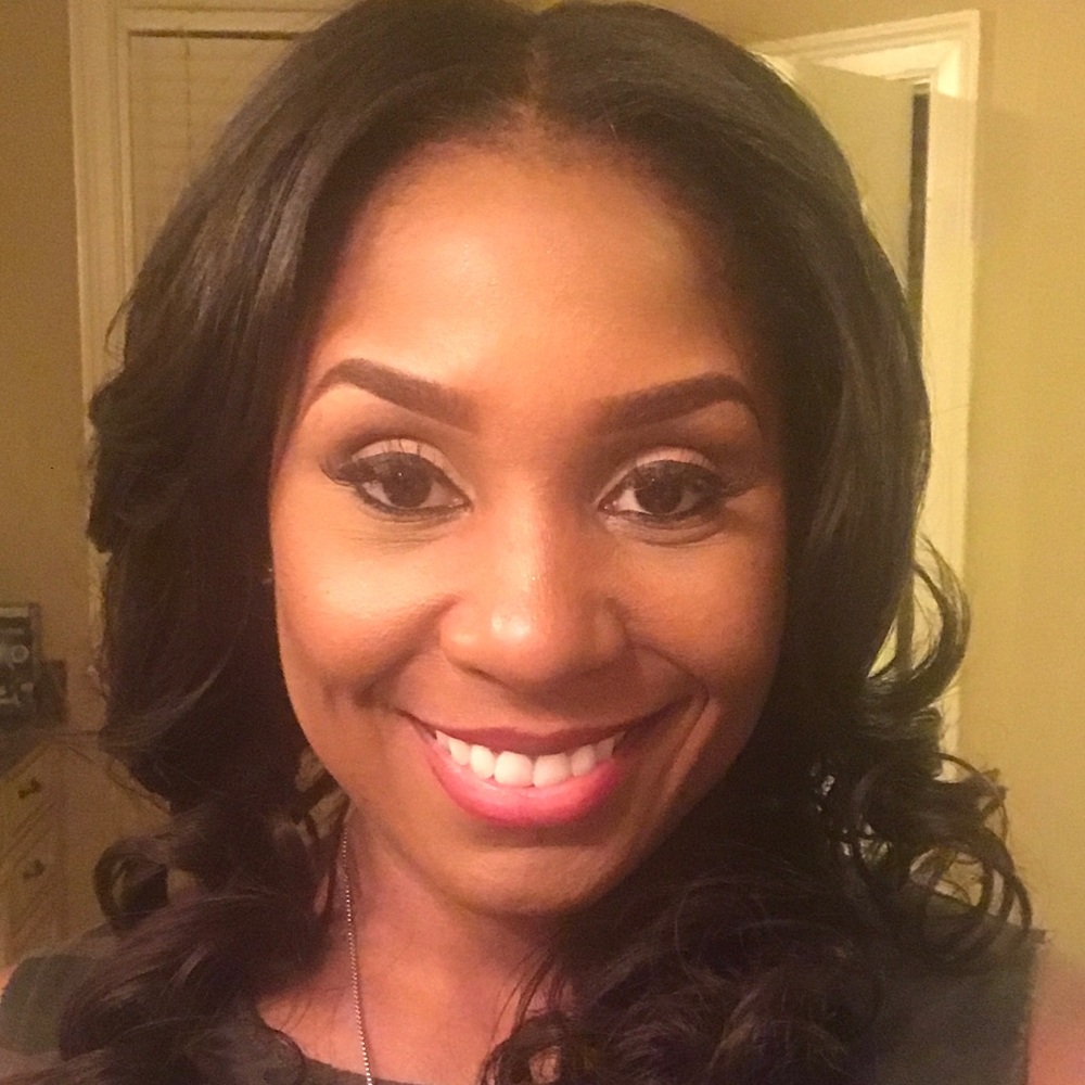 Meet your Posher, Monica